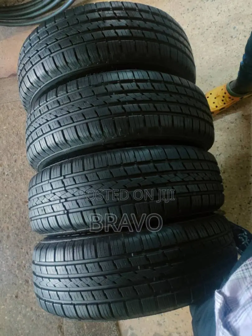 215/70r16 Hifly Good Condition.