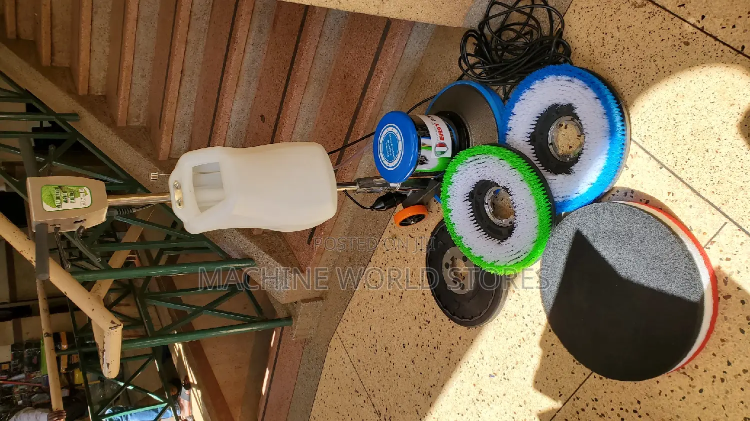 Floor Scrubbing Machine.