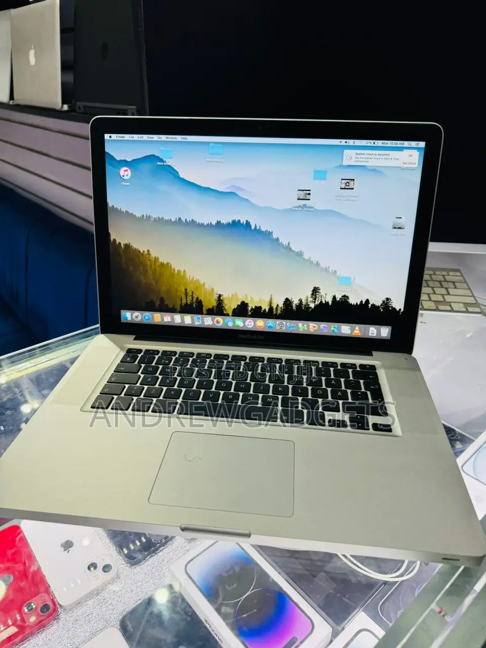 Laptop Apple MacBook Pro 2011 8GB Intel Core i7 HDD+SSD 512GB