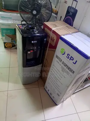SPJ Water Dispenser With a Compressor