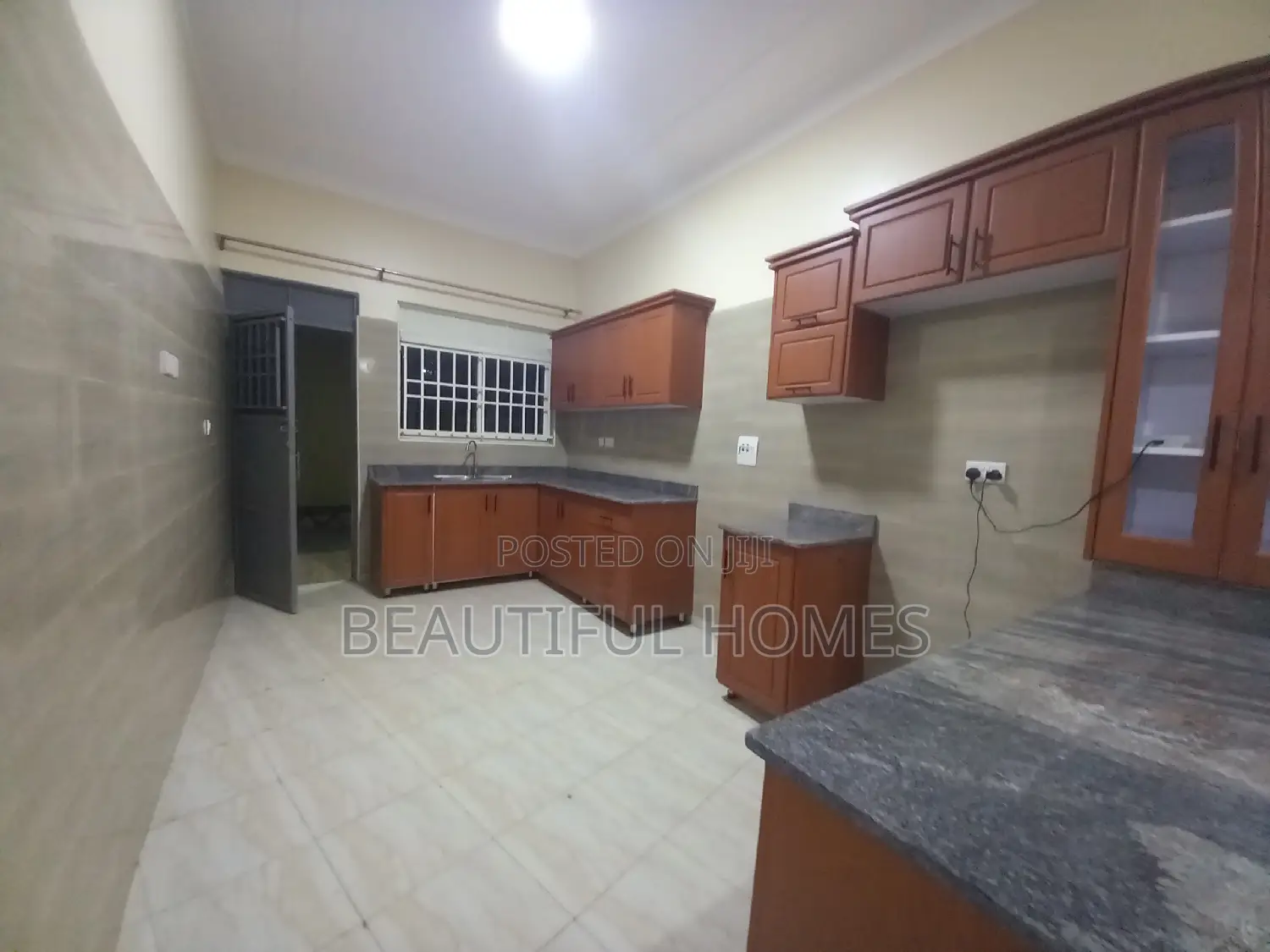 Furnished 4bdrm House in Kisaasi, Nakawa for sale