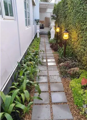 Compound Design and Landscaping