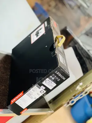 New Laptop Lenovo Legion 7 32GB Intel Core I9 SSHD (Hybrid) 1T