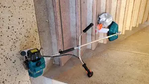 Grasscutter/ Brush Cutter (Makita)