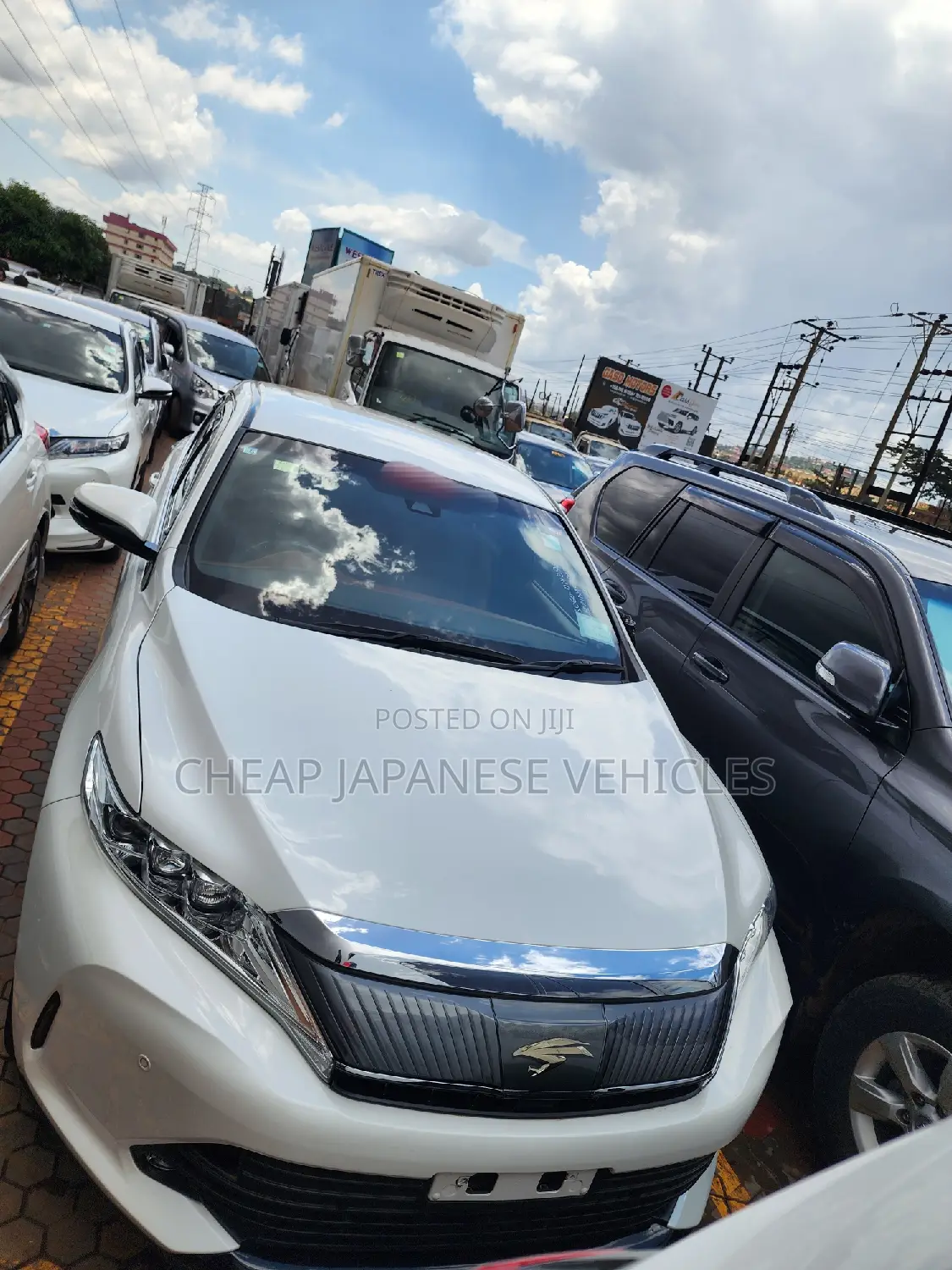 Toyota Harrier 2.0 2018 White