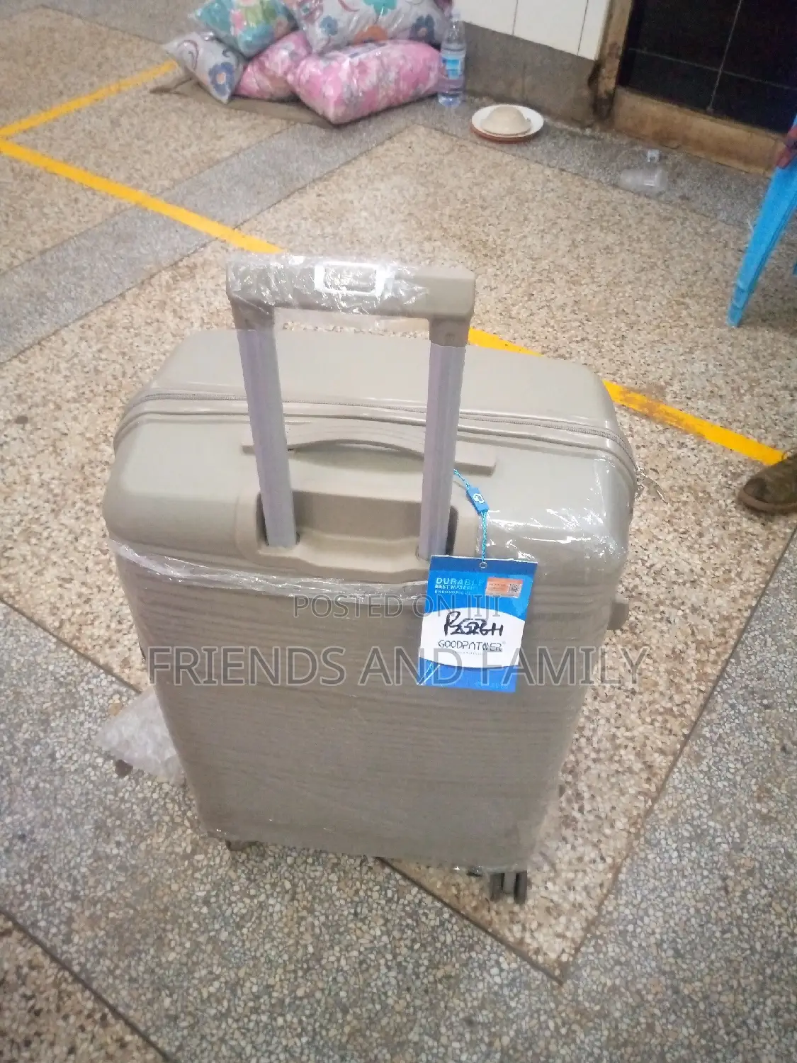Nice Suit Case Bag Small Size