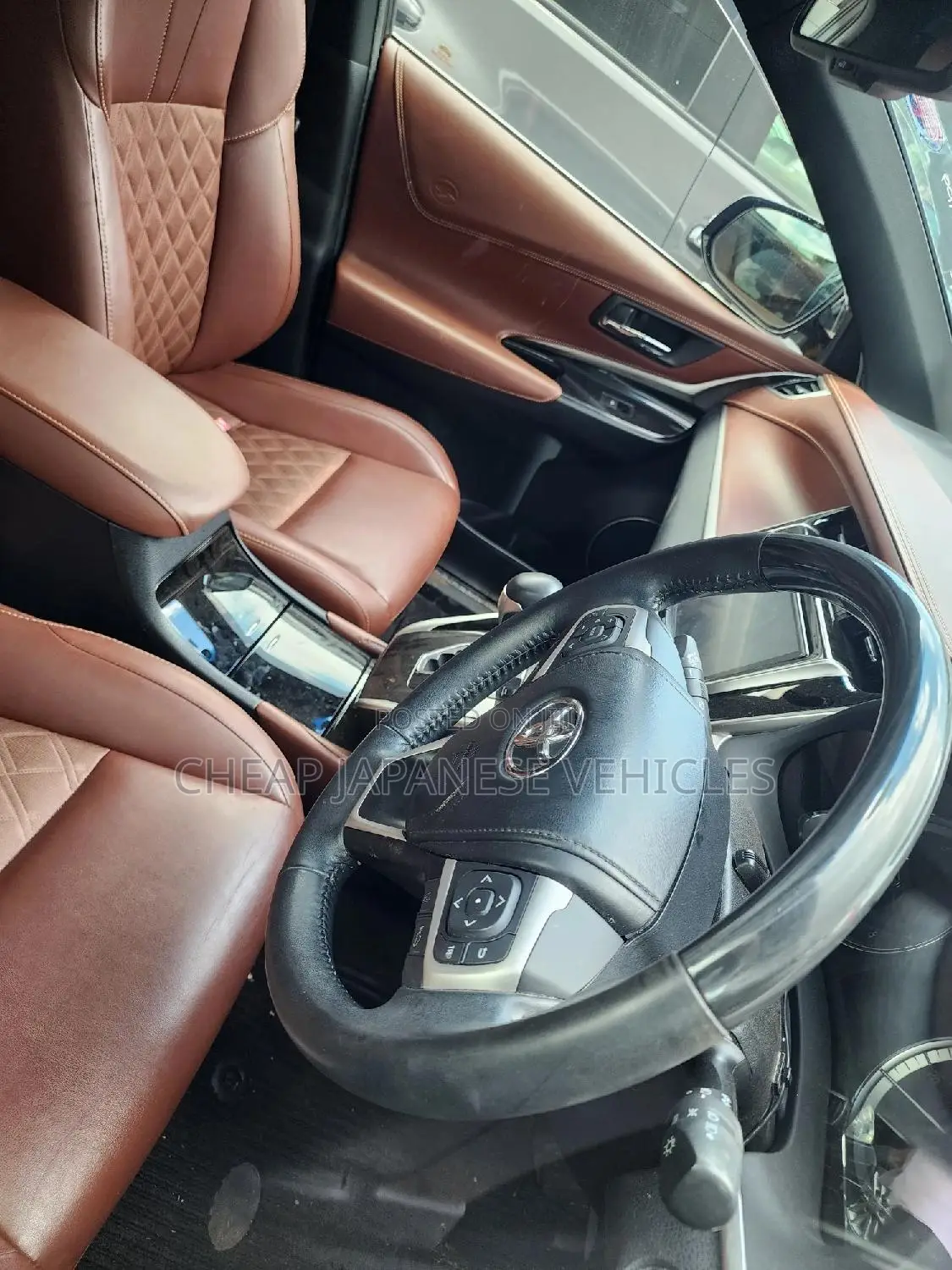 Toyota Harrier 2.0 2018 White