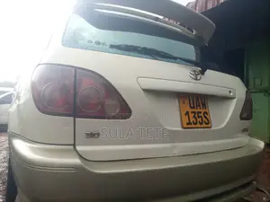 Toyota Harrier 1999 Silver