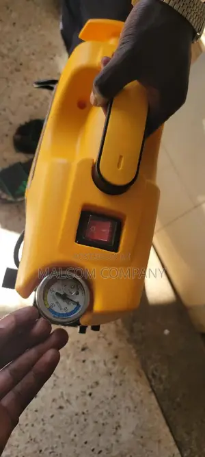 High Pressure and Advanced Car and Roofing Washing Machine