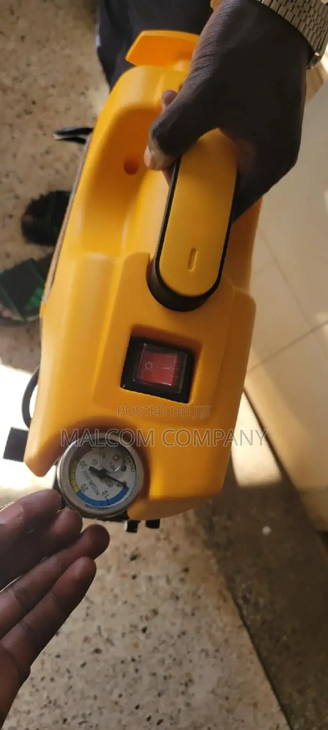 High Pressure and Advanced Car and Roofing Washing Machine