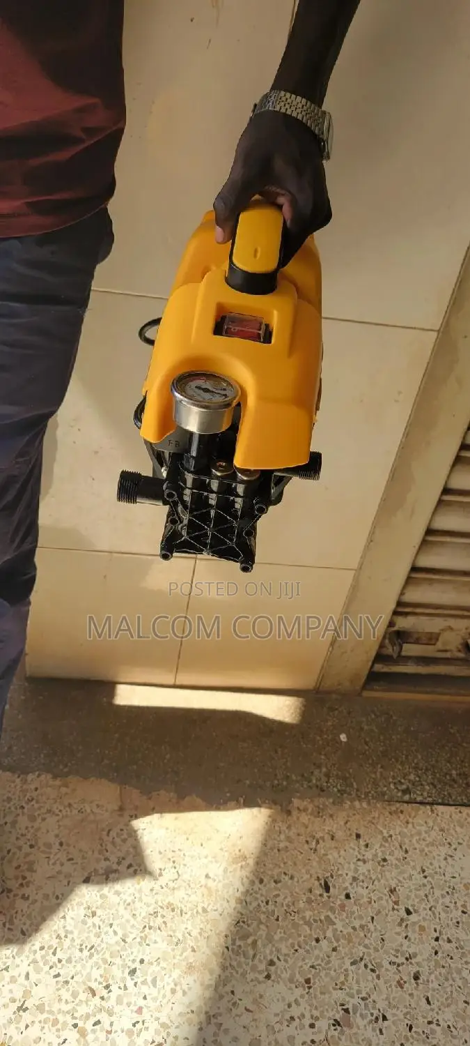 High Pressure and Advanced Car and Roofing Washing Machine