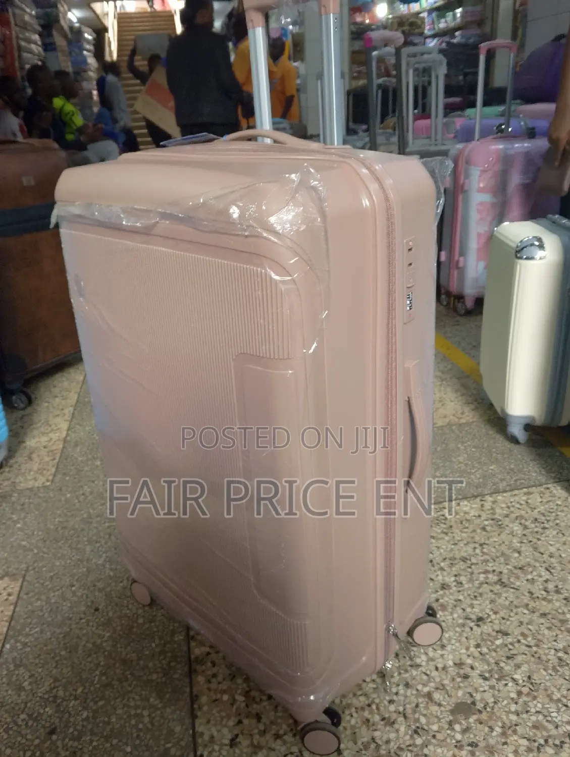 Original Plastic Suitcases. Large.( Brown)