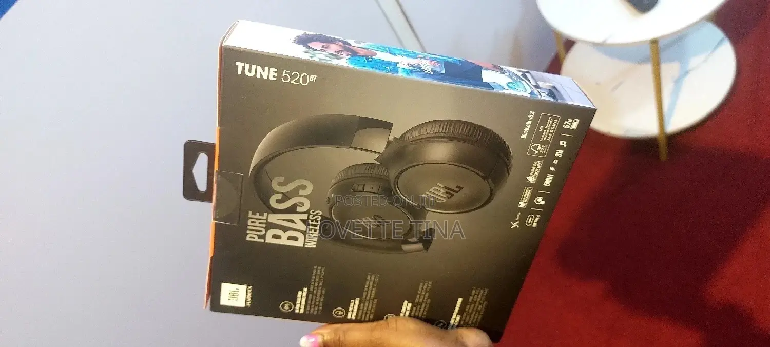JBL Tune 520 Bluetooth Headphones
