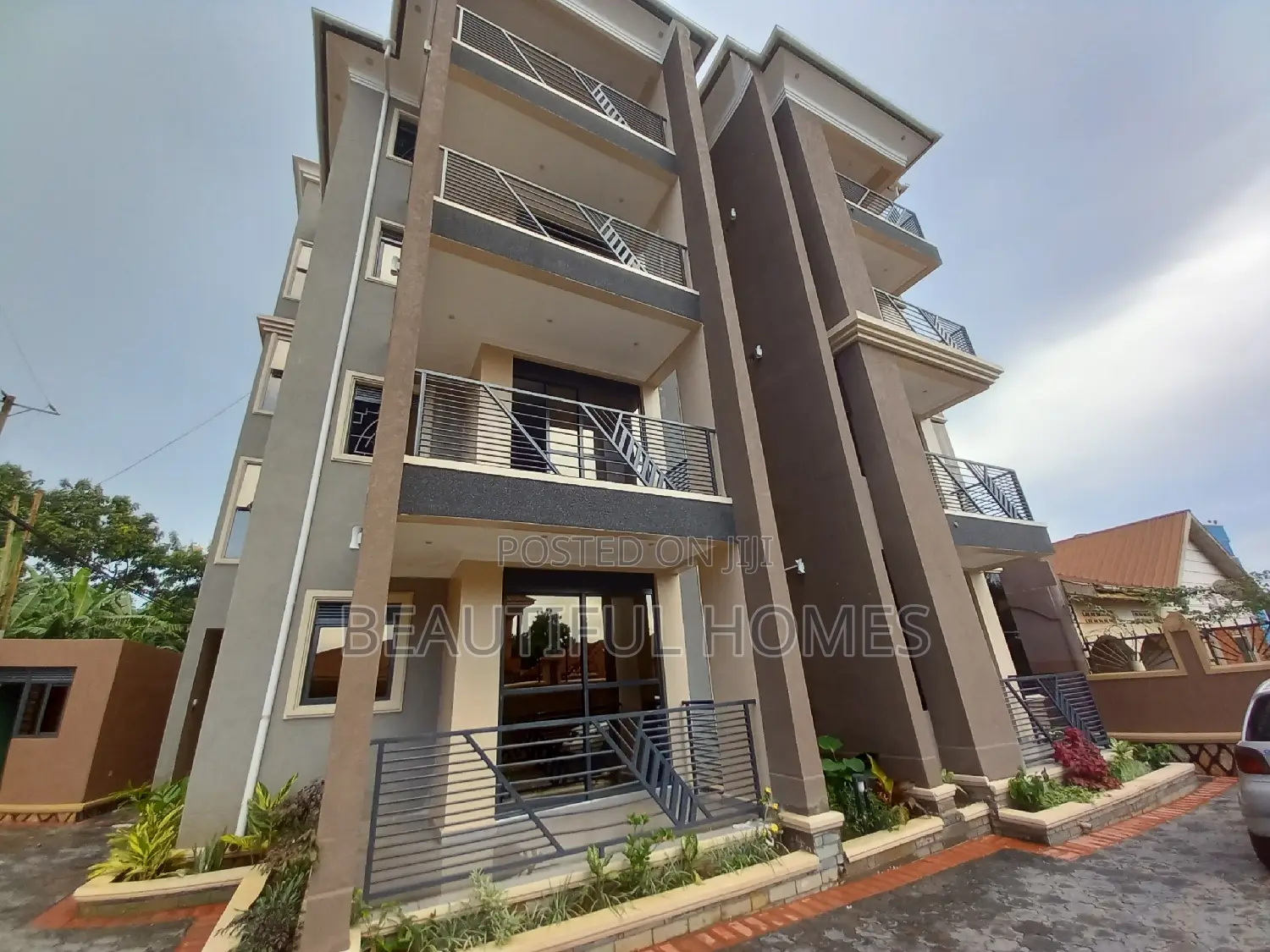 Furnished 3bdrm Apartment in Kisaasi Bukoto, Central Division for sale