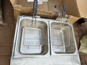 OFFER SALE COMMERCIAL 12ltr Deep Fryers Available