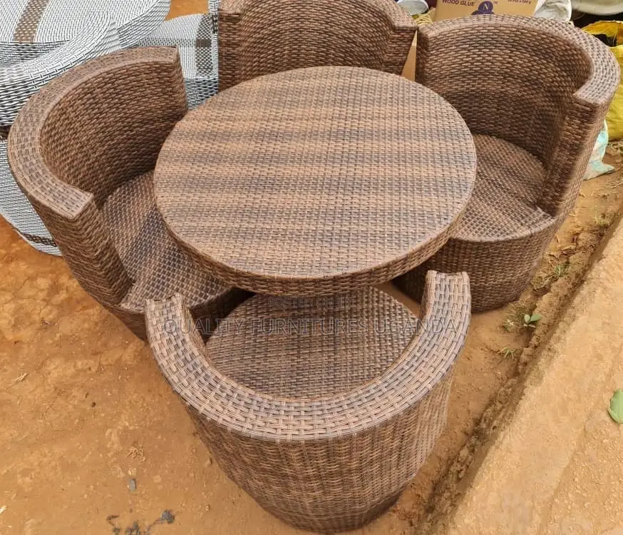 Rattan 4 Seater Dinning Table
