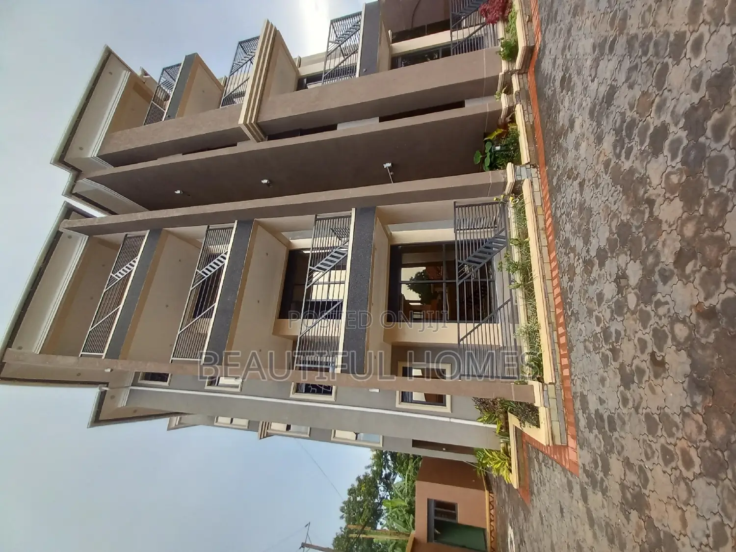 Furnished 3bdrm Block of Flats in Kisaasi Near, Central Division