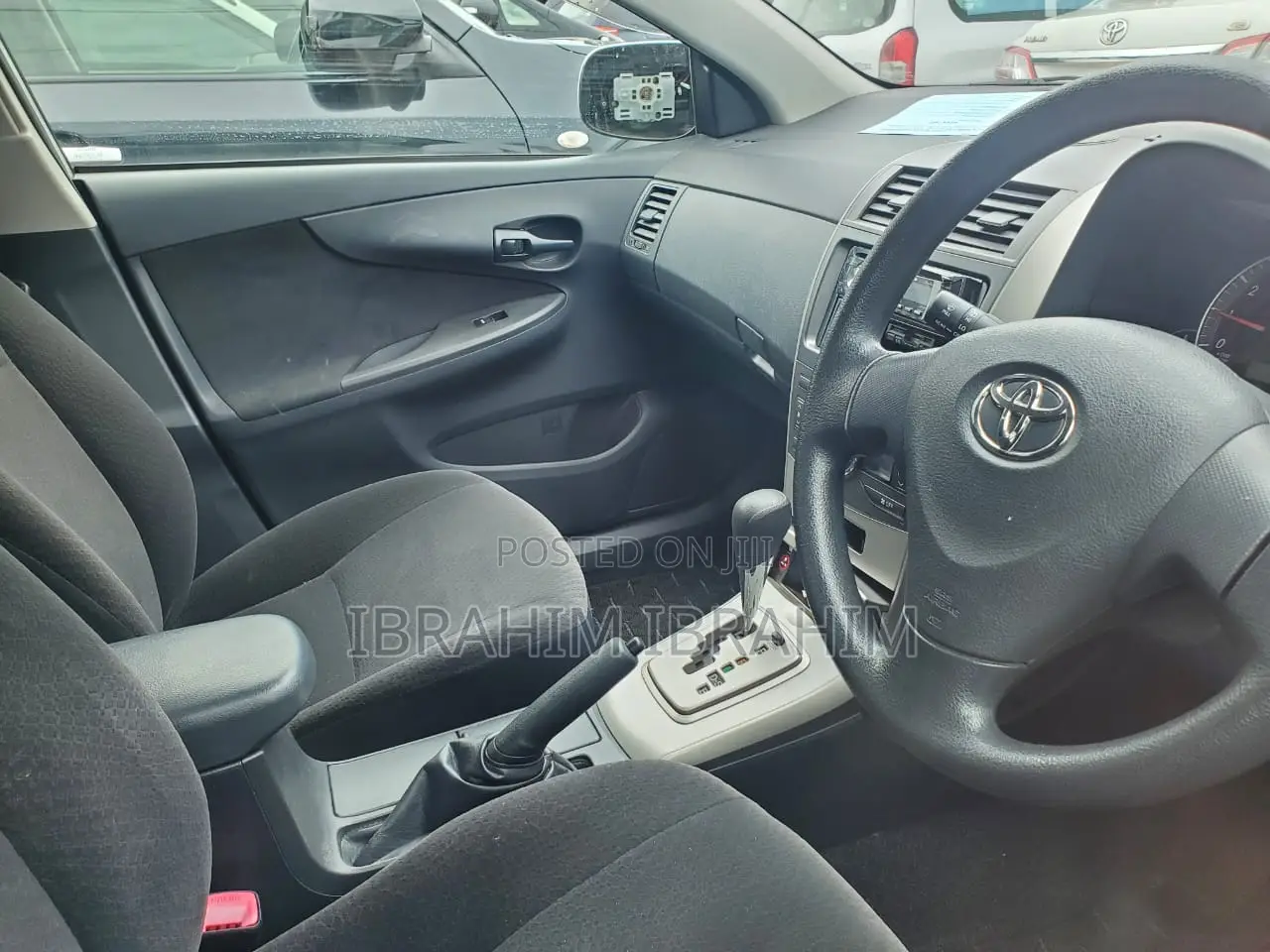 Toyota Corolla Fielder 2011 Silver