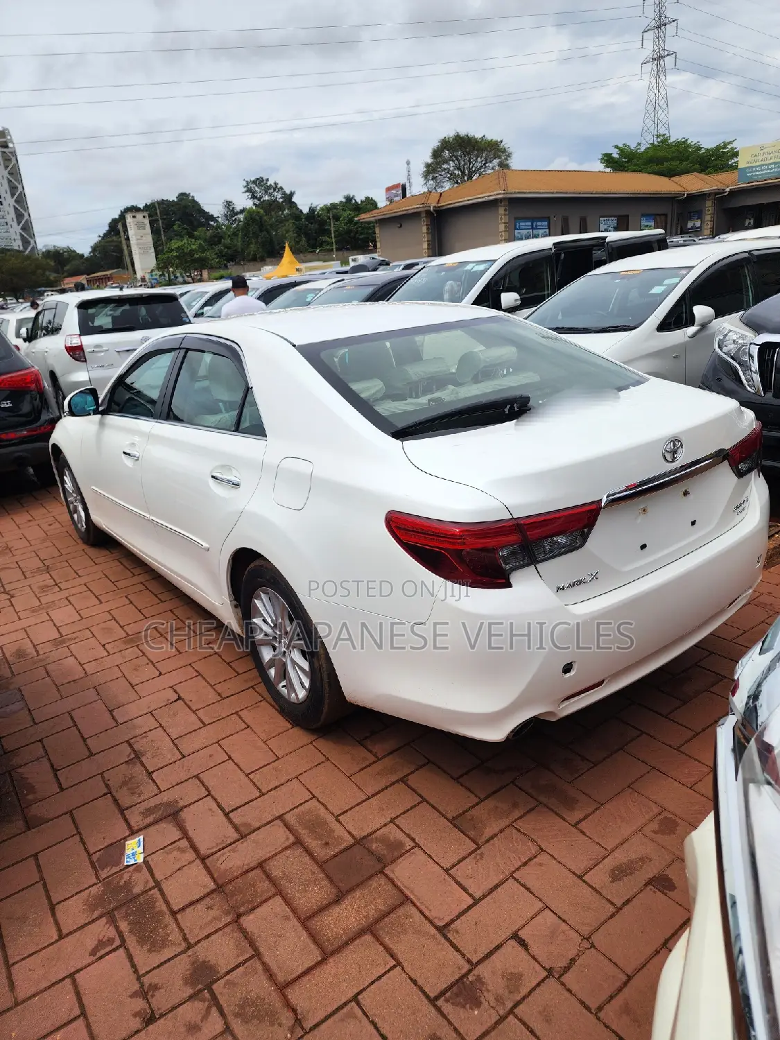 Toyota Mark X 2.5 AWD 2015 White