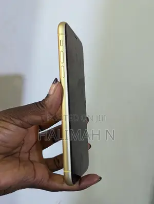 Apple iPhone XR 64 GB Yellow