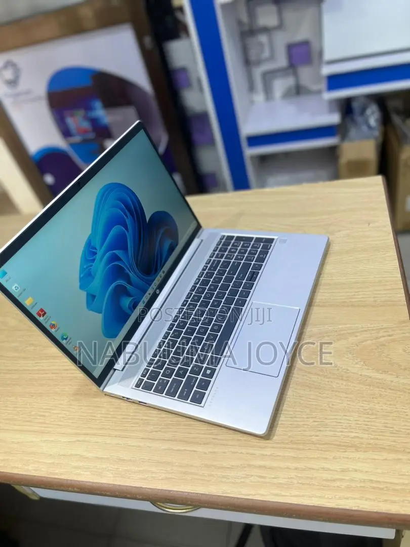 New Laptop HP ProBook 450 G8 16GB Intel Core I7 SSD 512GB