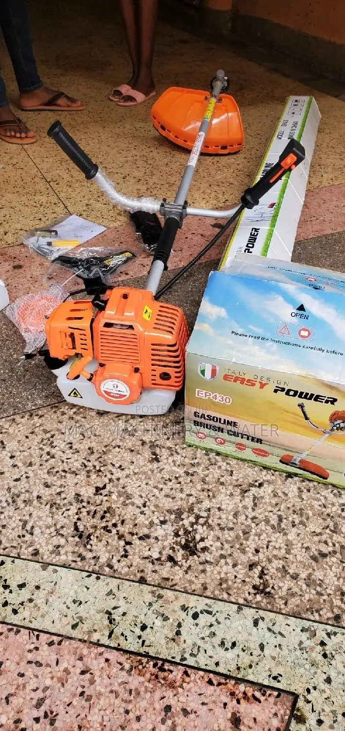 Grasstrimmer /Brush Cutter 2.5hp / Weeder Machine