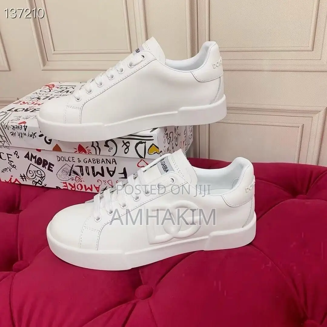 New Classic Low D G Sneakers in Stock