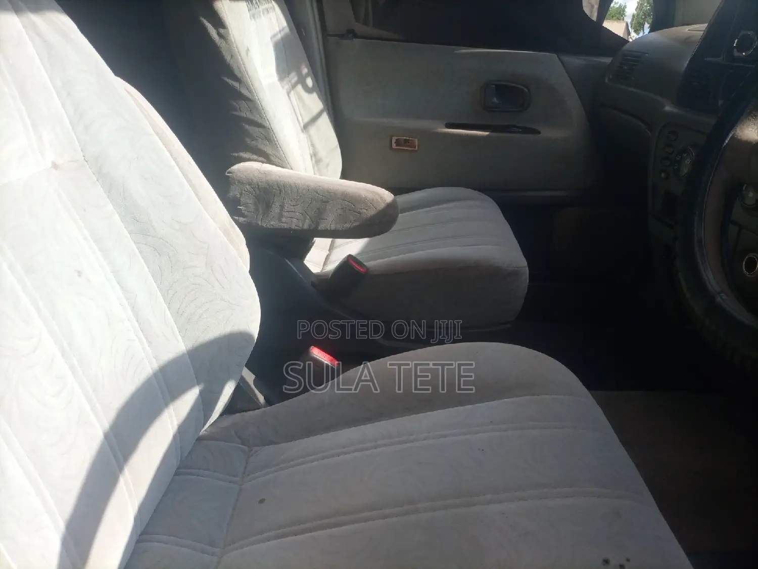 Toyota Noah 2.0 AWD (8 Seater) 2001 Black