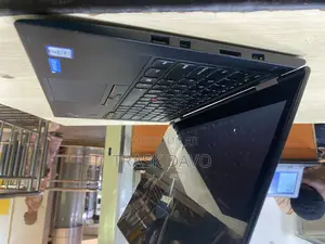 Laptop Lenovo Thinkpad X1 Yoga 8GB Intel Core I5 SSD 256GB