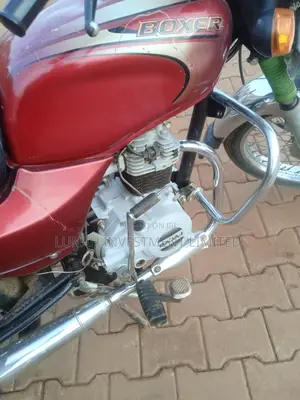 Bajaj Boxer 100 2023 Red