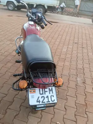 Bajaj Boxer 100 2023 Red