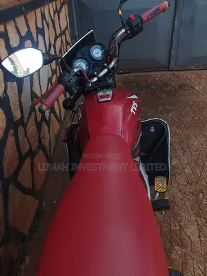 TVS HLX 125 2024 Red