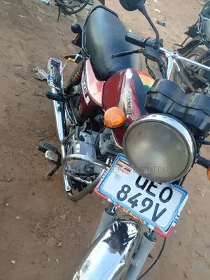 Bajaj Boxer 100 2018 Red