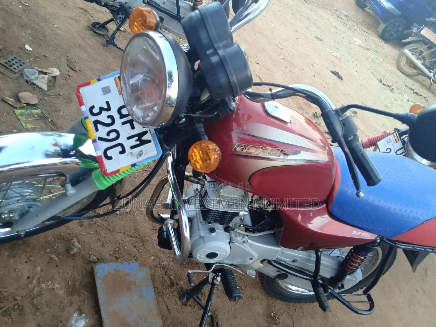 Bajaj Boxer 2023 Red