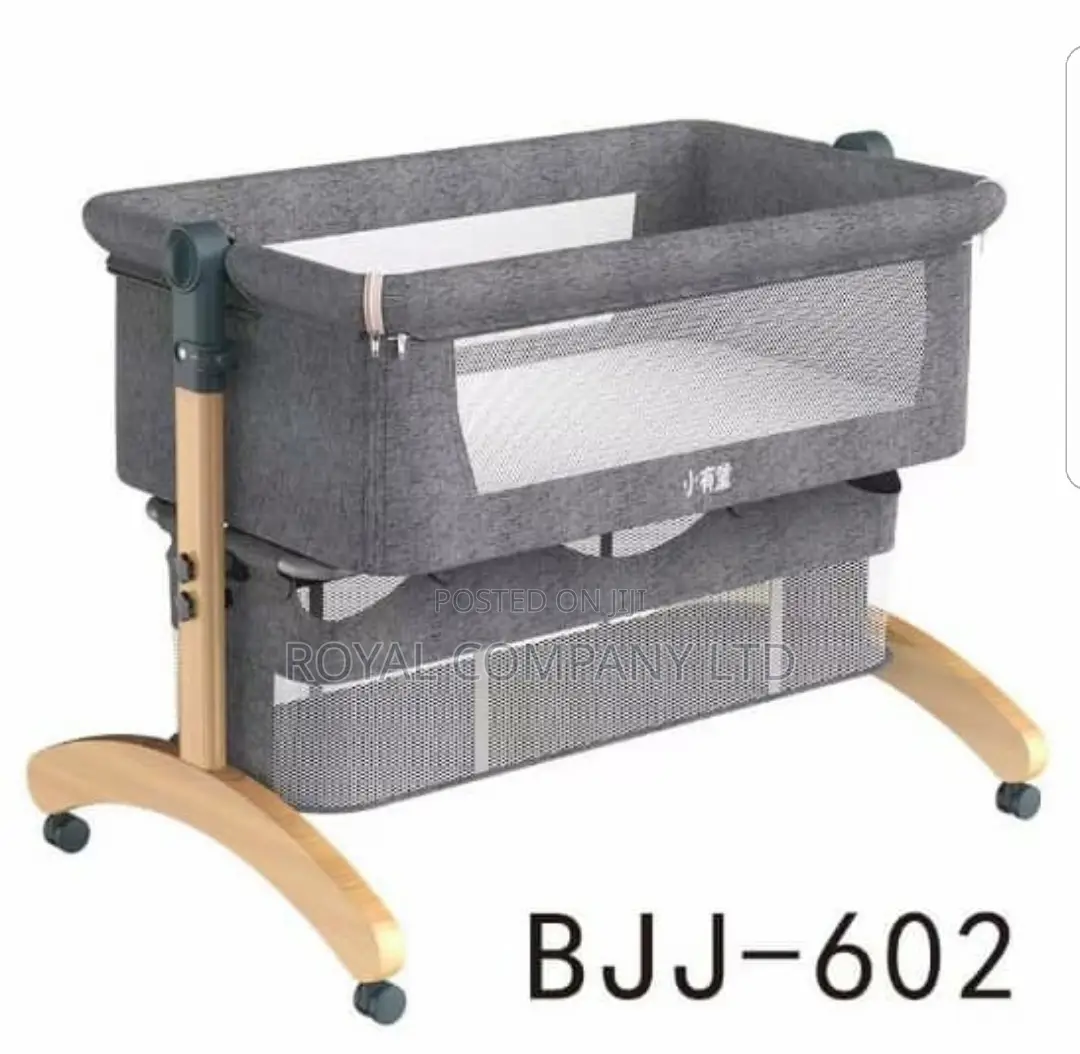 New Born Baby Crib Affordable and Safe