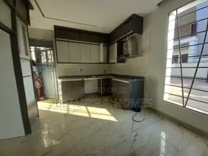 Furnished 4bdrm Duplex in Kira All Tarmack, Central Division for sale