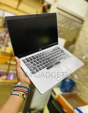 Photo - Laptop Dell Latitude 5411 16GB Intel Core I5 SSD 256GB