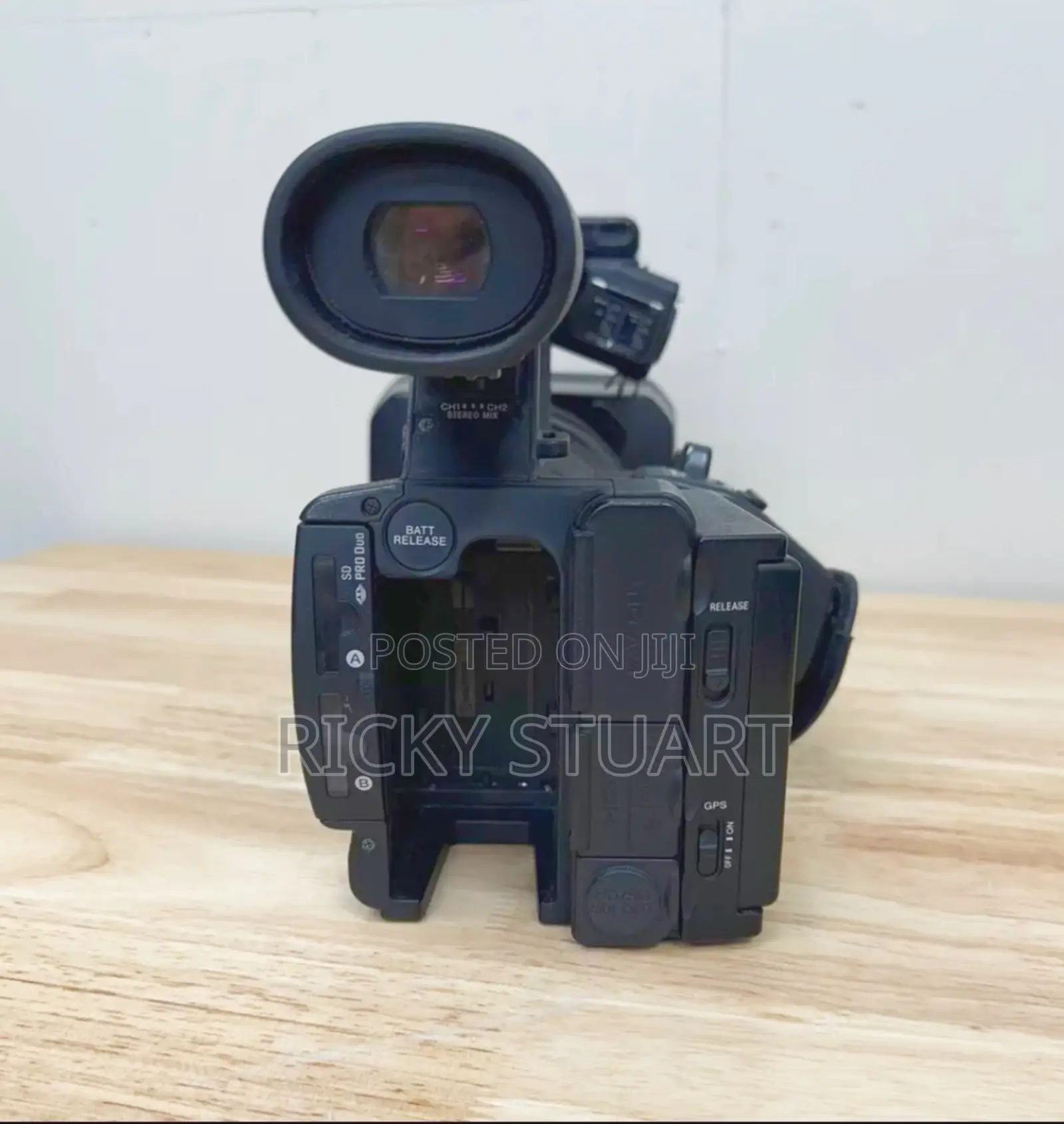 Sony HXR-NX5P NXCAM Professional PAL Camcorder