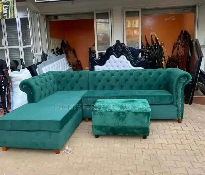 Chesterfield Sofa Bed in 6 Seater