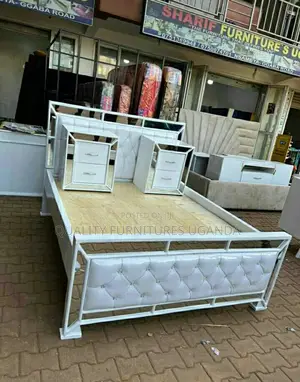 4*6 Tufted Bed