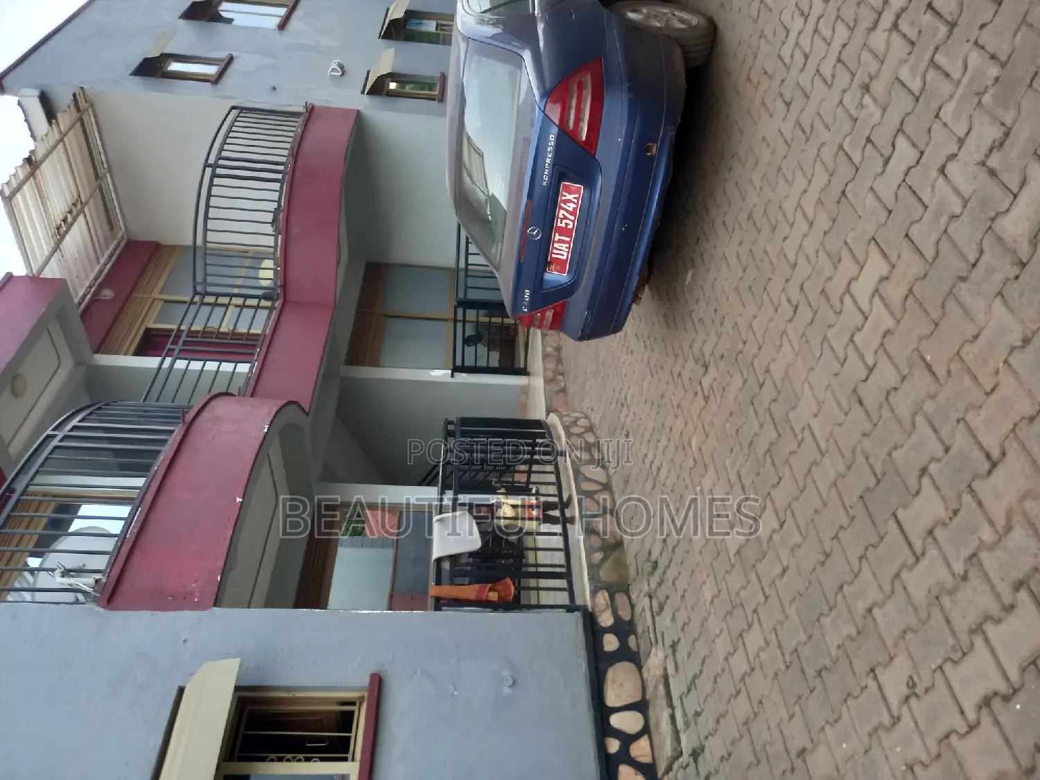 Furnished 2bdrm Apartment in Kira for sale