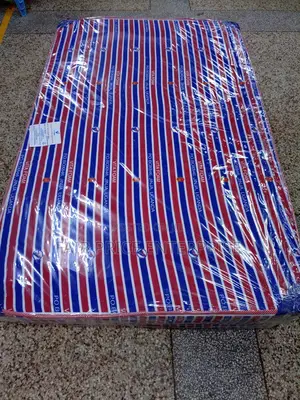 Photo - Vitafoam Mattress 4*6 By6 Inches Sealed Cover
