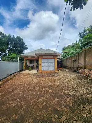 3bdrm Bungalow in Bwebajja Kitende, Division A for sale