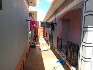 7bdrm House in Nansana Town, Division A for sale