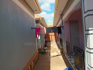 7bdrm House in Nansana Town, Division A for sale