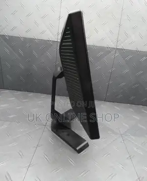 Dell 17in Flat Panel LCD Monitor 1280 X 1024 Black 60H