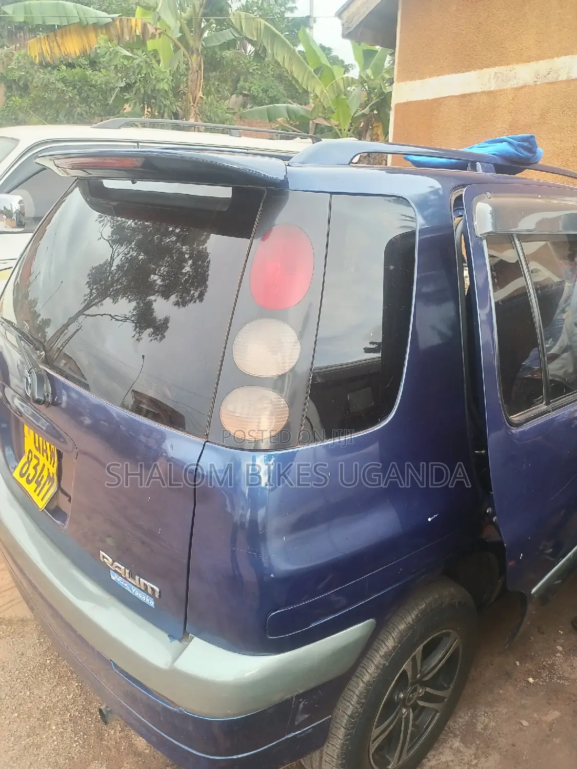 Toyota Raum 2004 Blue