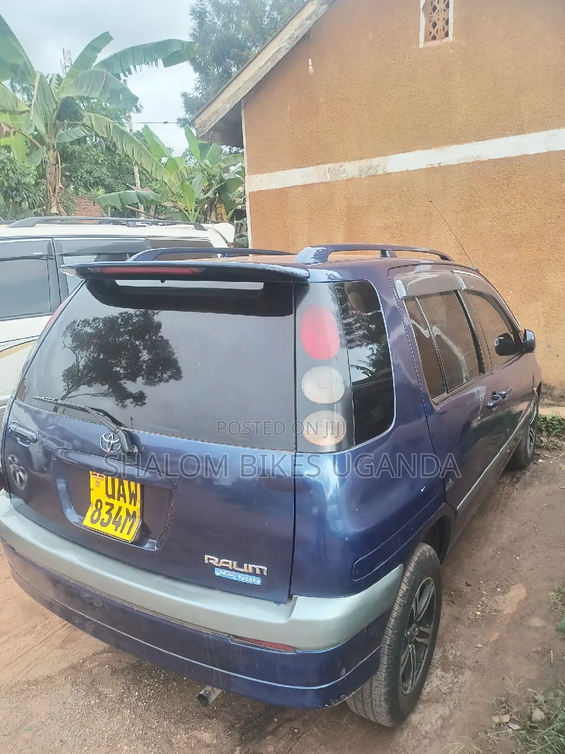 Toyota Raum 2004 Blue