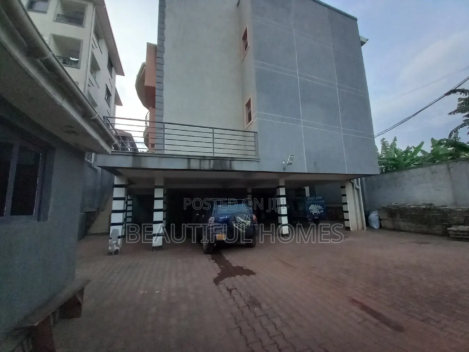 Furnished 3bdrm Block of Flats in Namugongo, Kira for sale