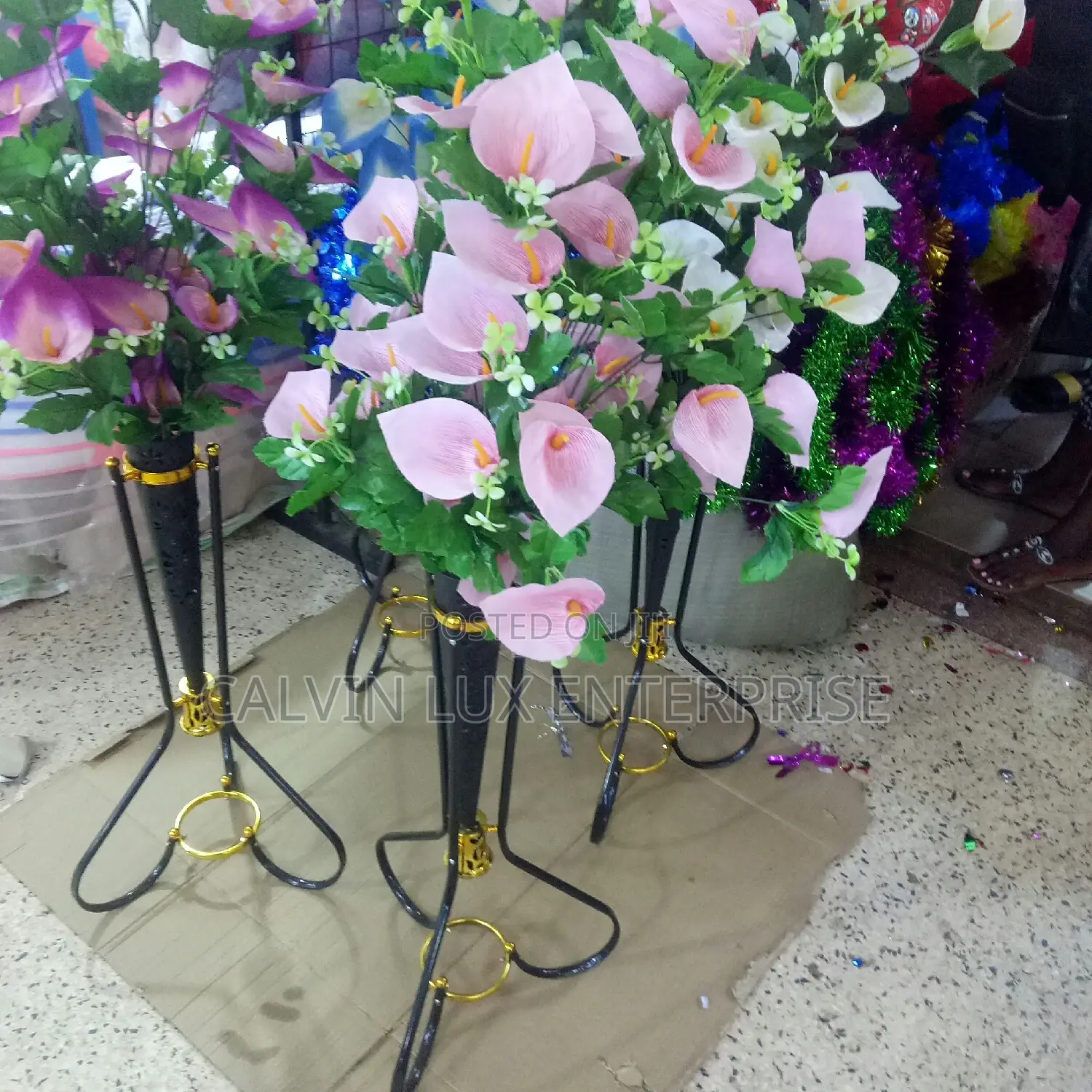 Decorative Flower Stand Plus Flowers